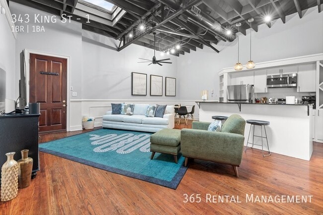 Photo - 343 King St Townhome