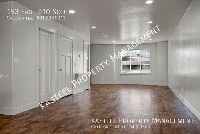 Building Photo - 193 610 S