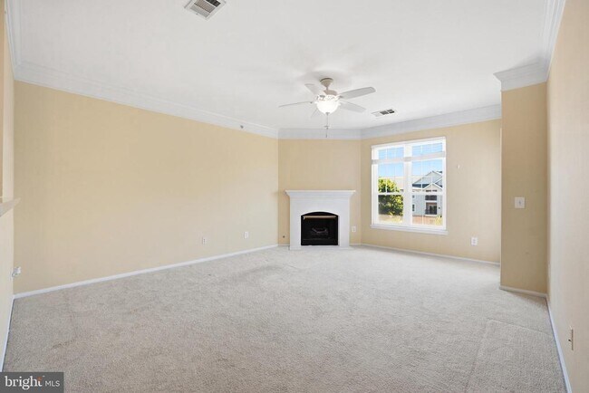Foto del edificio - 1580 Spring Gate Dr.