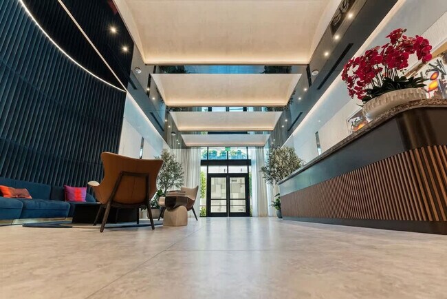 Foto del edificio - 20 NE 11th St