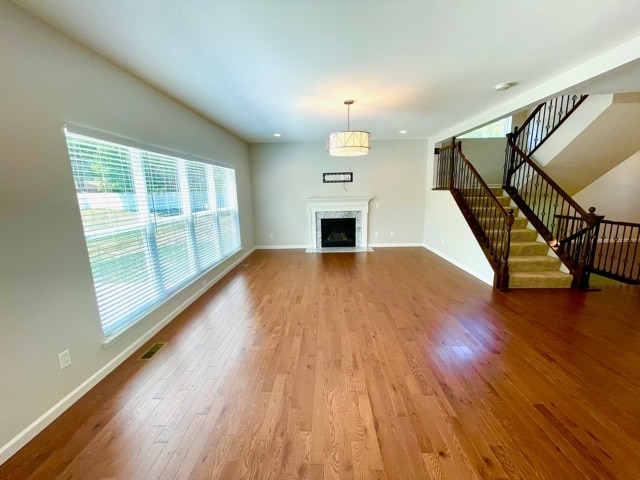 Building Photo - Like new home to lease in WEST CO!