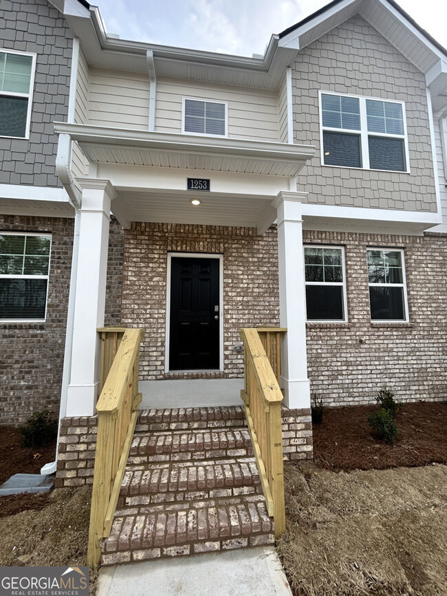 Building Photo - 1253 Cade's Walk
