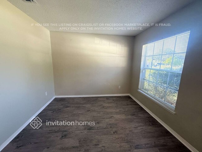 Foto del edificio - 7716 Pine Fork Dr