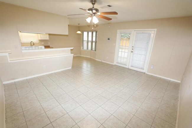 Building Photo - 6115 Birchmont Dr