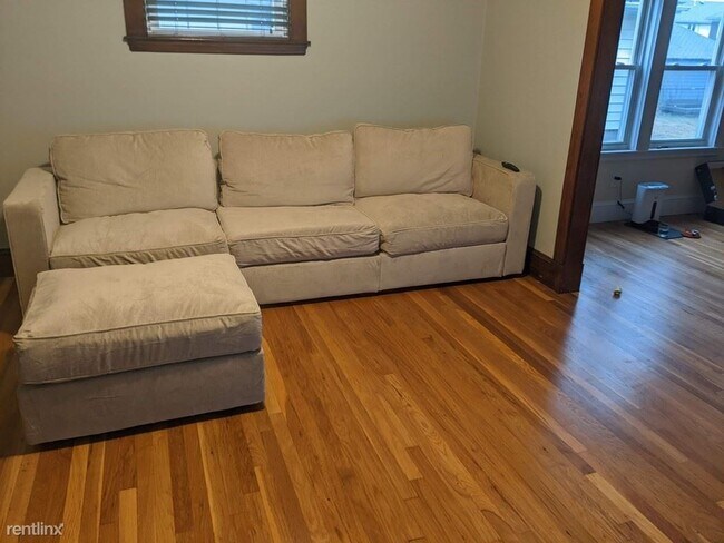 Foto del edificio - 2 br, 1 bath Condo - 283 Ash St