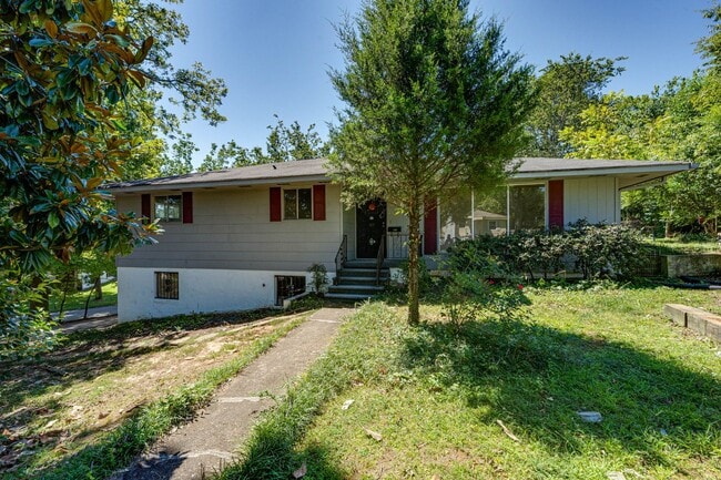 Building Photo - 3618 Sunrise Terrace