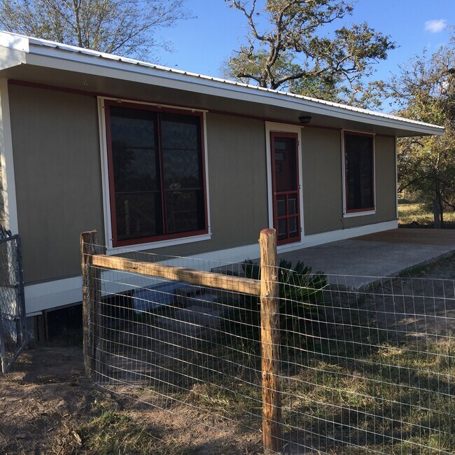 Foto del edificio - 9741 County Road 174