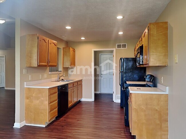 Foto del edificio - 1432 Mimosa Ct