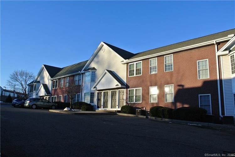 204 Cherry St Unit 2, Milford, CT 06460 Room for Rent in Milford, CT