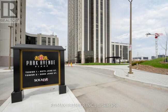 Photo du bâtiment - 9085 Jane St