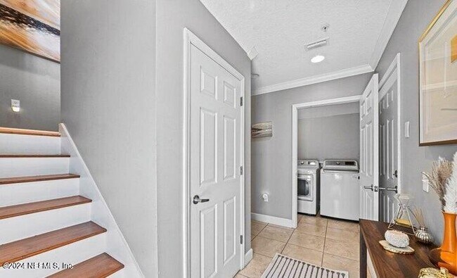 Foto del edificio - 400 14th Ave N