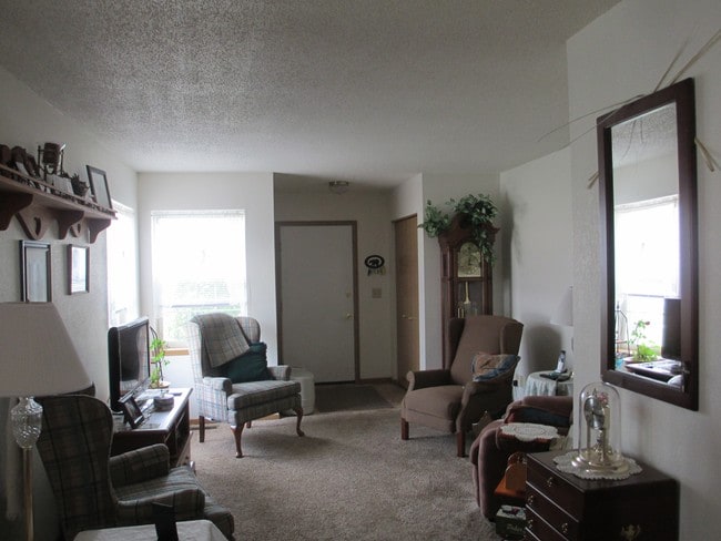 Building Photo - Osceola Villas