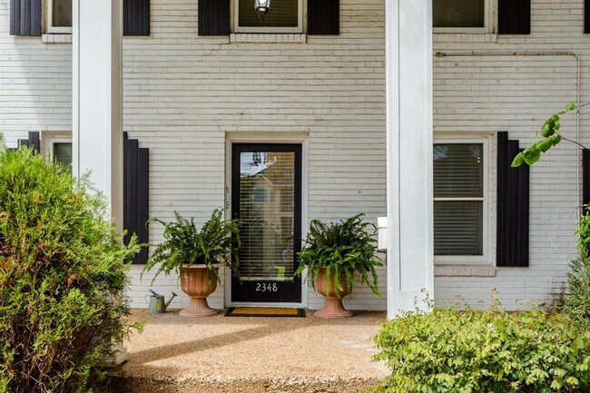Foto del edificio - 2348 McClendon St