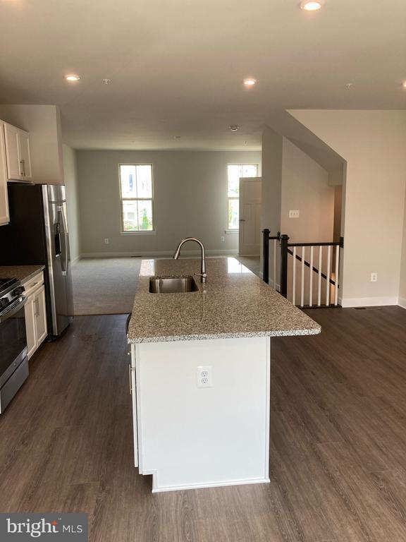 Foto principal - 5942 Garden Walk Dr