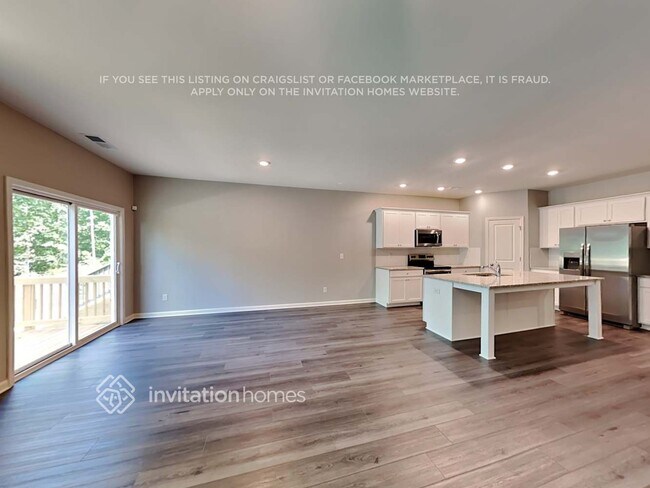 Foto del edificio - 171 Webster Cir