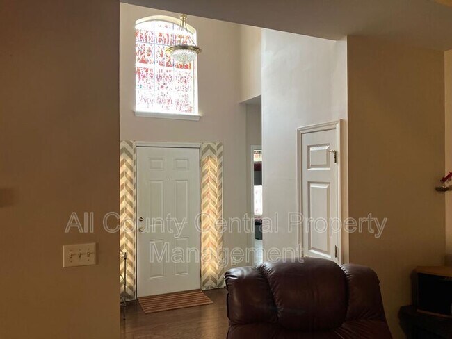 Foto del edificio - 5140 Candlebrook Terrace