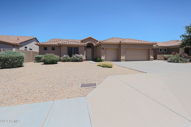 Foto del edificio - 24645 N 45th Dr