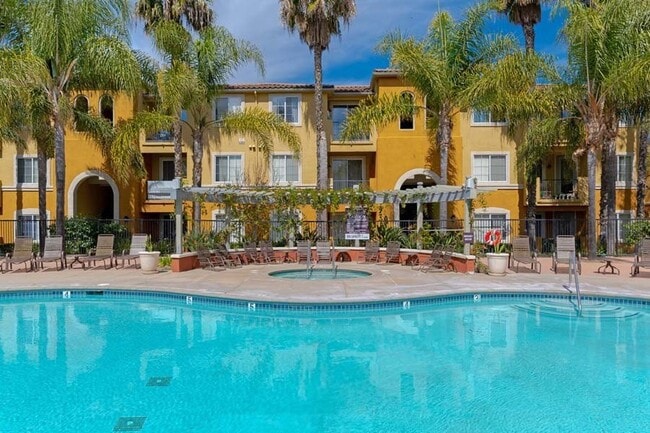 Foto del edificio - Missions at Sunbow Apartments