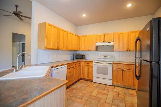 Building Photo - 1206 N 23rd St