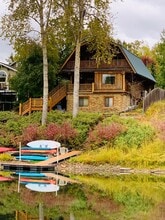 Building Photo - 214 W 6th St