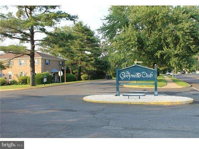 Photo - 14 Wexford Dr Apartment