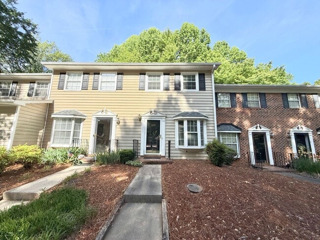 Building Photo - 2233 Stonecutter Dr
