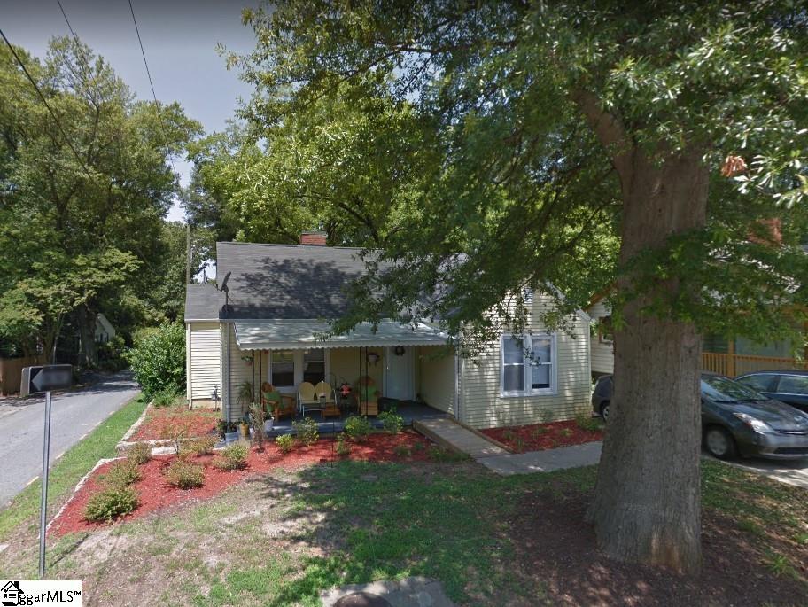 Foto del edificio - 114 Tomassee Ave