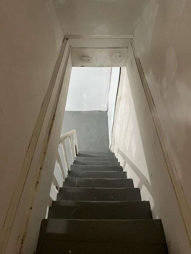 Foto del edificio - 1009 Darley Ave