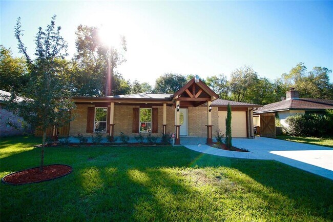 Building Photo - 4523 Donalbain Dr