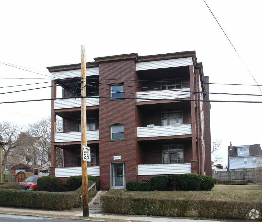 Building Photo - 1253 Benton Ave