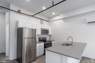 Building Photo - 224 Hall St