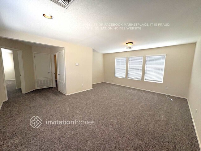 Foto del edificio - 17325 N 185th Dr