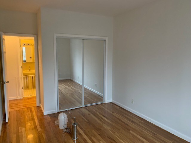 Building Photo - House for Rent in Seagate