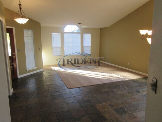 Foto del edificio - Beautiful Yuba City home on a large lot