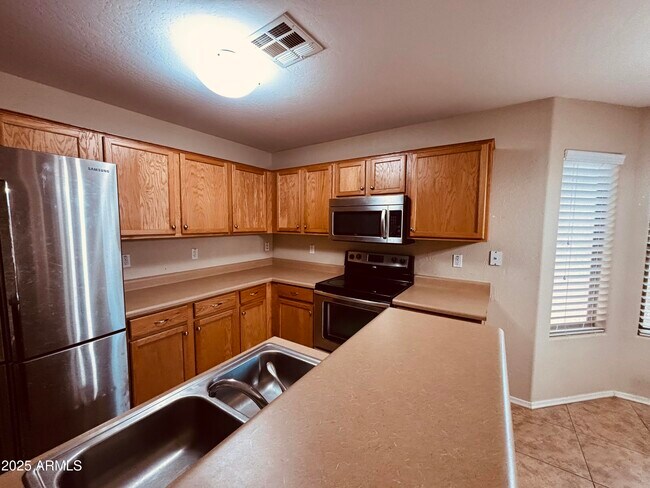 Foto del edificio - 29152 N Red Finch Dr