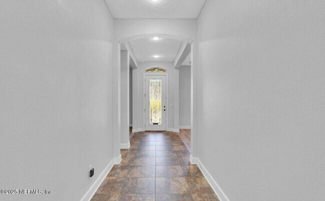 Foto del edificio - 4431 Vista Point Ln