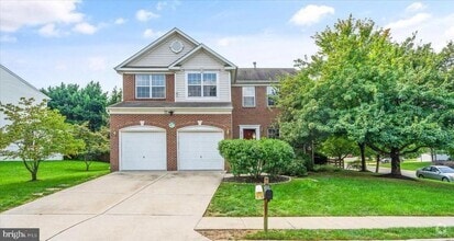 Building Photo - 9750 Granary Pl