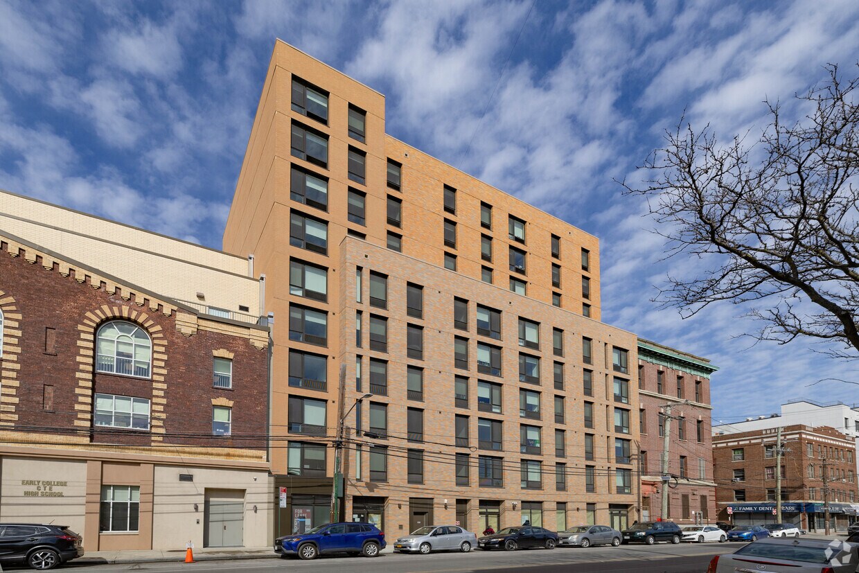 Foto del edificio - Rockaway Village