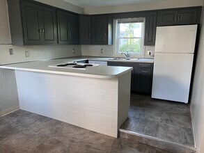 Building Photo - 15 Lamb St