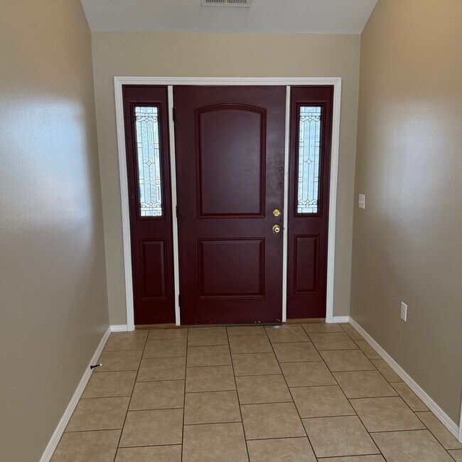 Foto del edificio - Quiet Country Living - Beautiful Available Now