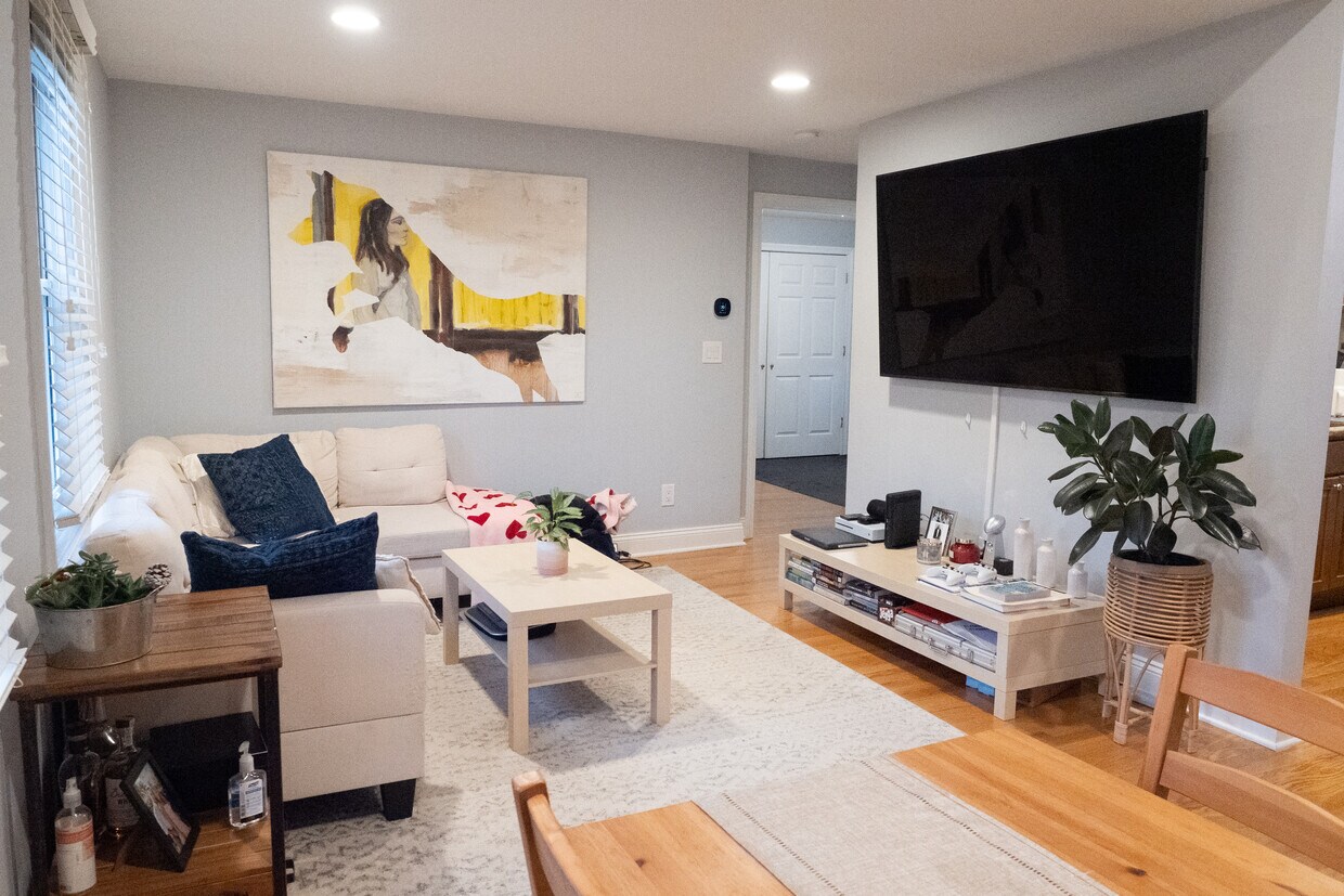 6 Campfield Dr, Fairfield, CT 06825 Townhome Rentals in Fairfield CT