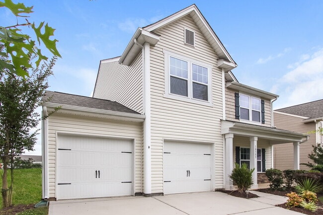 Building Photo - 10305 Snowbell Ct