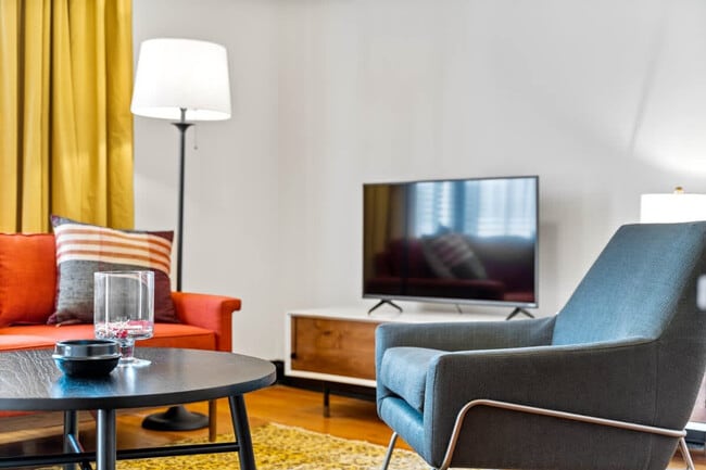 Foto del edificio - 3545 N Janssen Ave