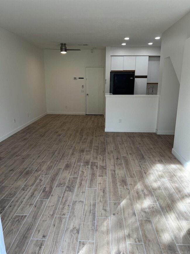 Building Photo - 2184 Cabo Bahia