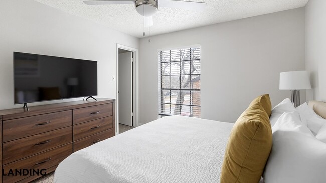Building Photo - 1408 Teasley Ln