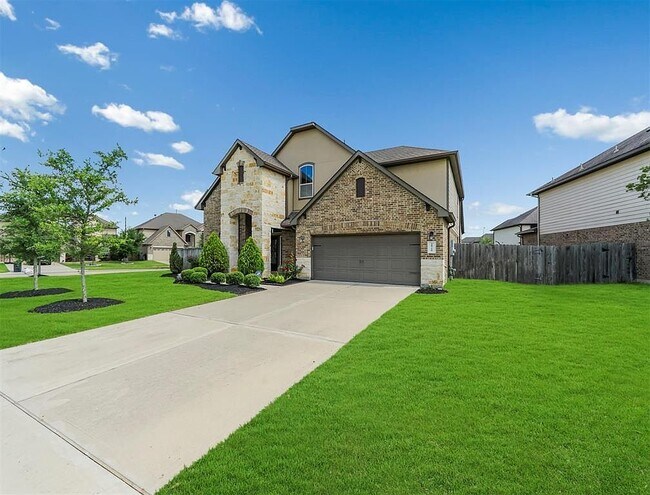 Foto del edificio - 28710 Brownwood Lake Dr