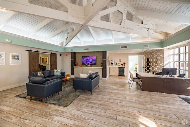 Leasing Office - Emerald Palms Apartment Homes