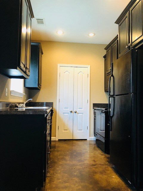 Primary Photo - 4910 S Culberhouse Rd