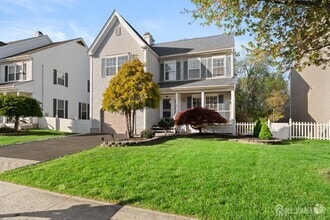 Building Photo - 54 Magellan Way