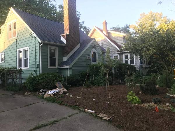 Cute east side bungalow. Tenant entry is at the back - 3226 Milwaukee St